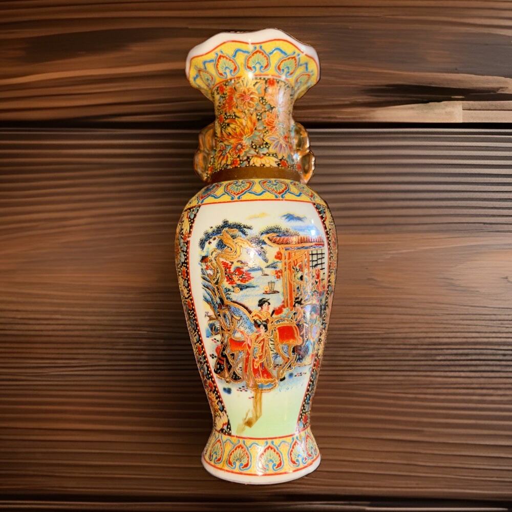 Porcelain Vase Chinese Decor Art Rare Hand Painted 10” x 4”